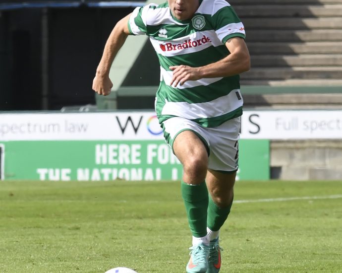 Byron Pendleton on the run.