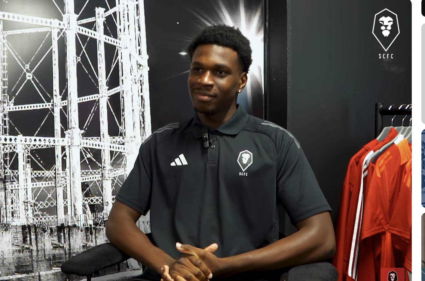 Glovers Loick In Salford Defender